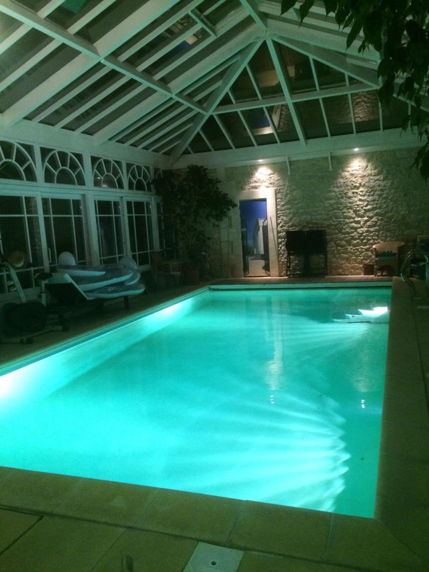 Bed & Breakfast Maison Du Theatre Saint Bonnet
