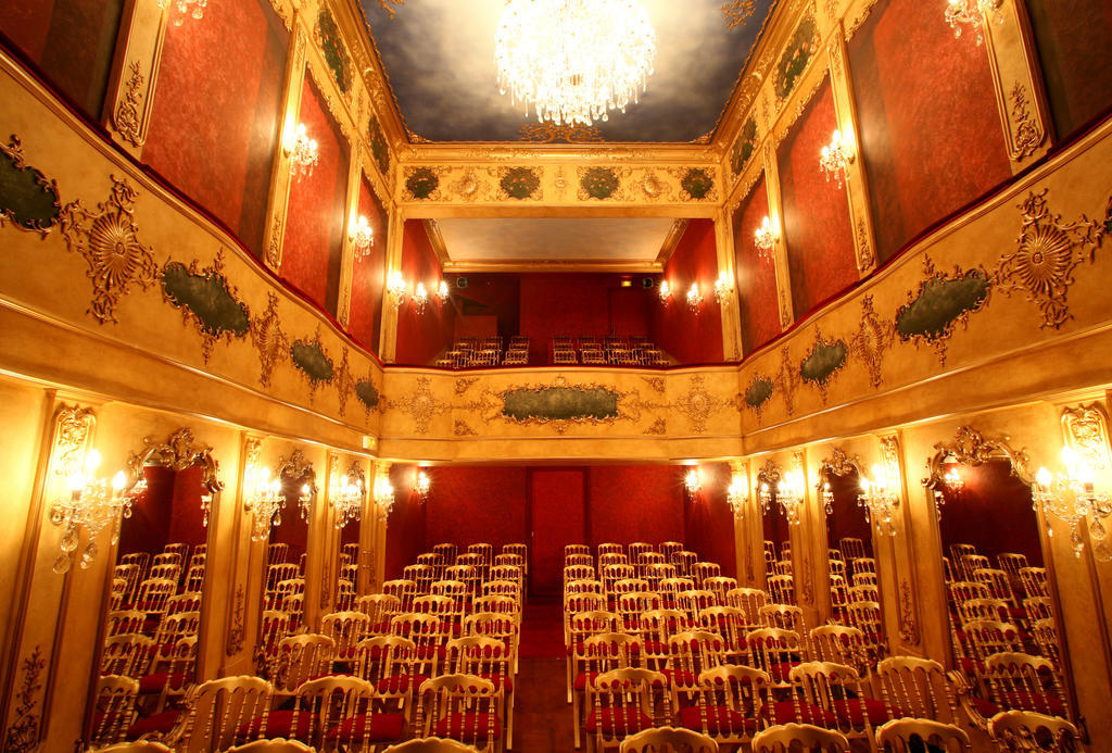 Bed & Breakfast Maison Du Theatre Saint Bonnet Bourges